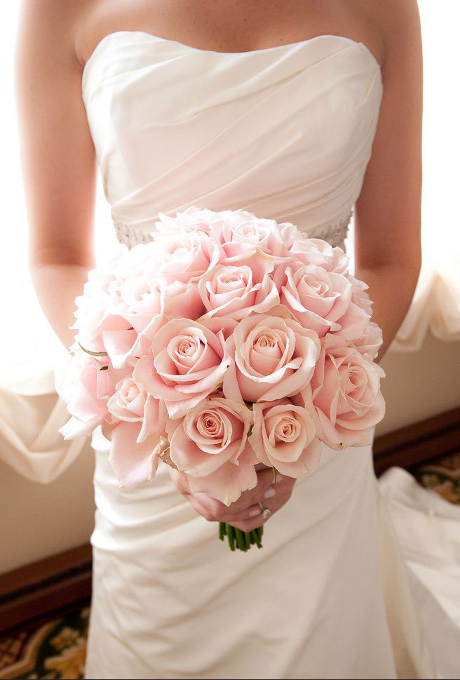 bouquet-mariée-rose-poudré